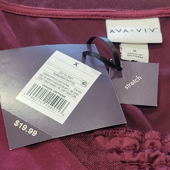 NWT XL Cotton Blend Red Short Sleeve Blouse with Decorative Back Tie Strings - Picture 5 of 6